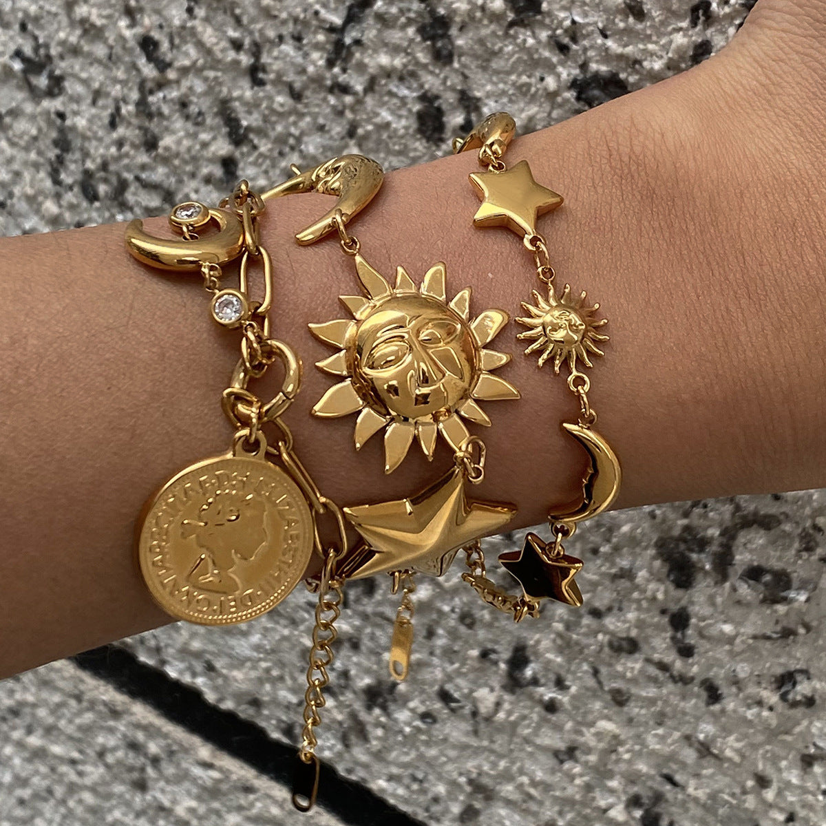 Europe and the United States 18k gold stainless steel star bracelet light luxury high-end jewelry does not fade titanium steel jewelry cross-border