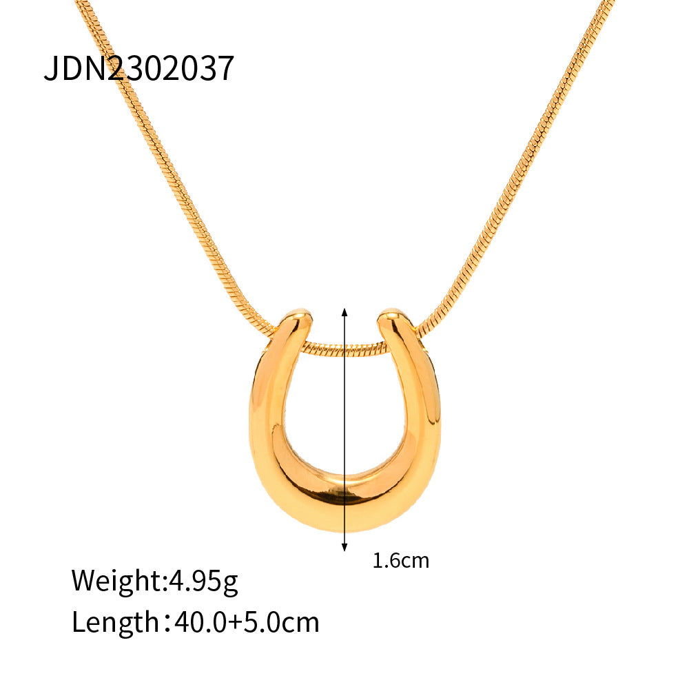 European and American Internet Celebrity Ins Style Stainless Steel Necklace 18K Gold Titanium Steel Pendant Necklace Women's Fashionable All-match Necklace Jewelry