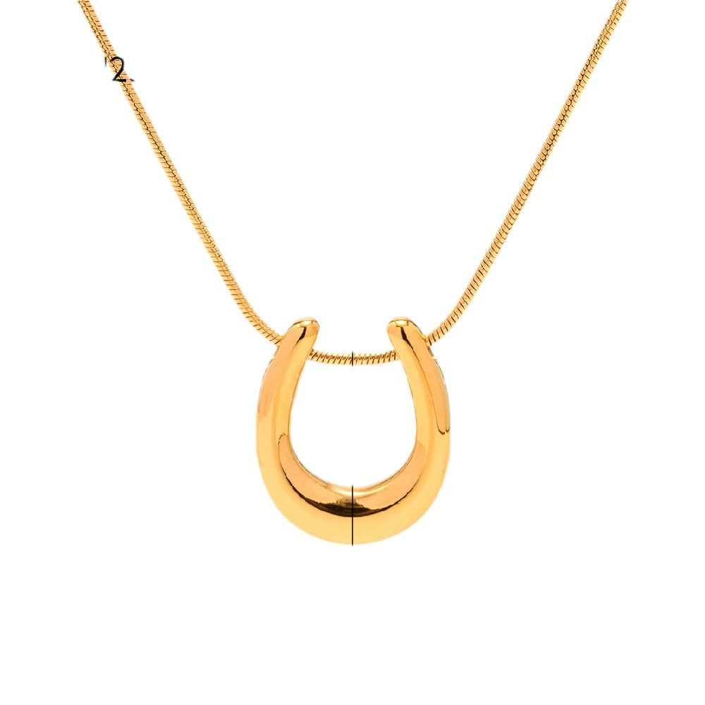 European and American Internet Celebrity Ins Style Stainless Steel Necklace 18K Gold Titanium Steel Pendant Necklace Women's Fashionable All-match Necklace Jewelry