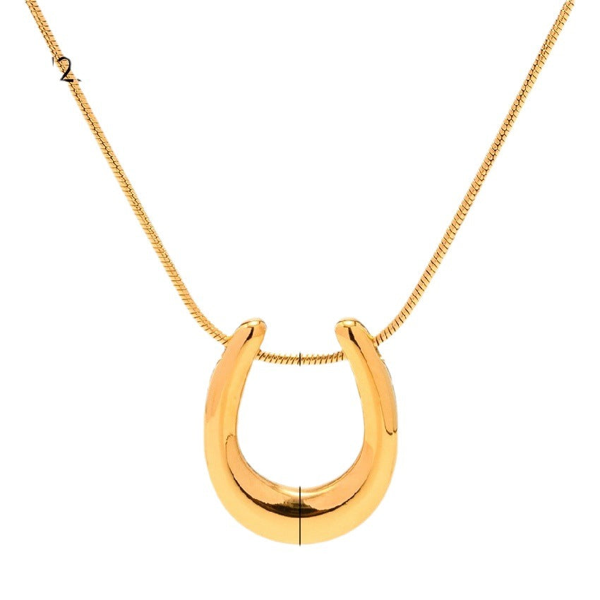 European and American Internet Celebrity Ins Style Stainless Steel Necklace 18K Gold Titanium Steel Pendant Necklace Women's Fashionable All-match Necklace Jewelry