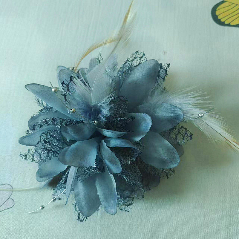Factory wholesale new rice beads feather headdress headdress flower corsage wrist flower dance wear many optional