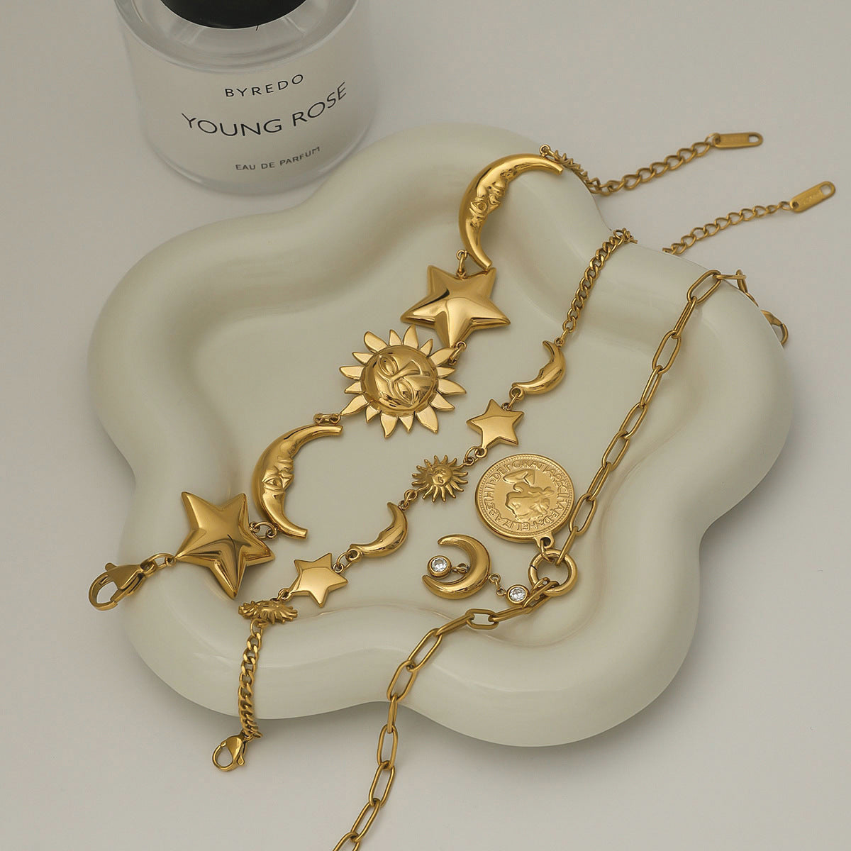 Europe and the United States 18k gold stainless steel star bracelet light luxury high-end jewelry does not fade titanium steel jewelry cross-border