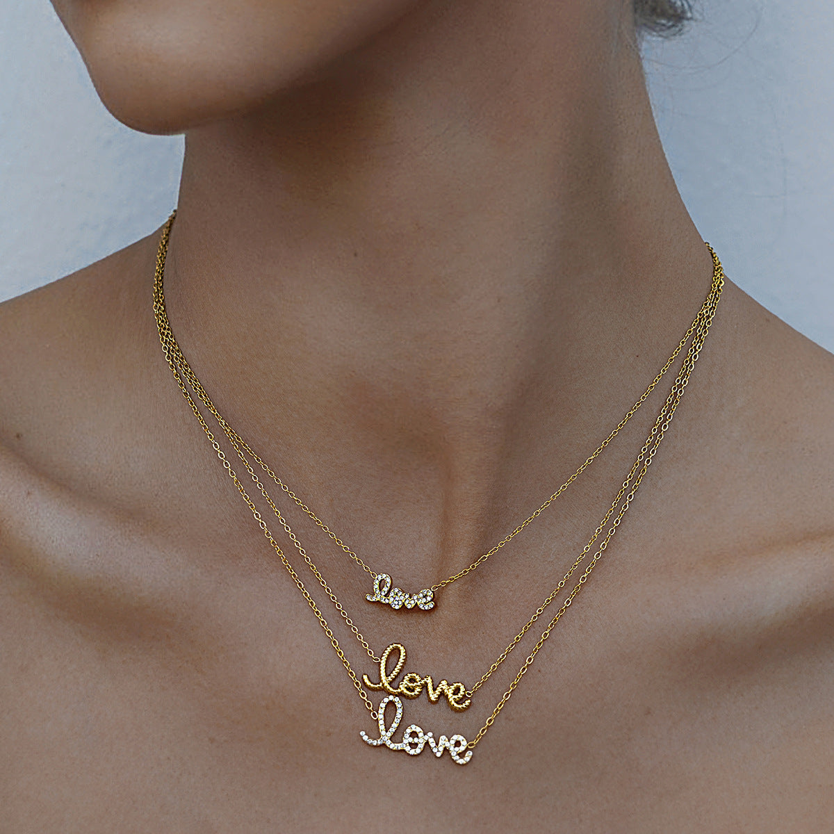 Europe and the United States stainless steel letter necklace high sense diamond clavicle chain titanium steel jewelry cross-border necklace