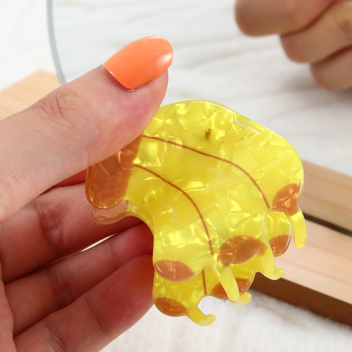 New cute gripper girl 2023 fruit rainbow animal hairpin back head shark clip hair accessories children's headdress