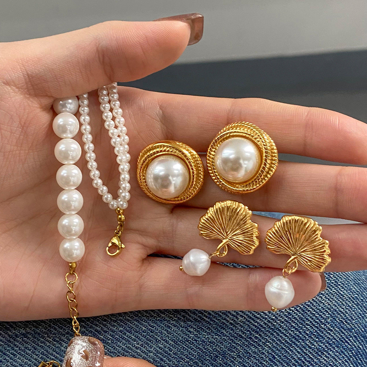 European and American Stainless Steel Pearl Necklace Advanced Sense Exaggerated Flower Earrings Titanium Steel Jewelry Cross-border earrings