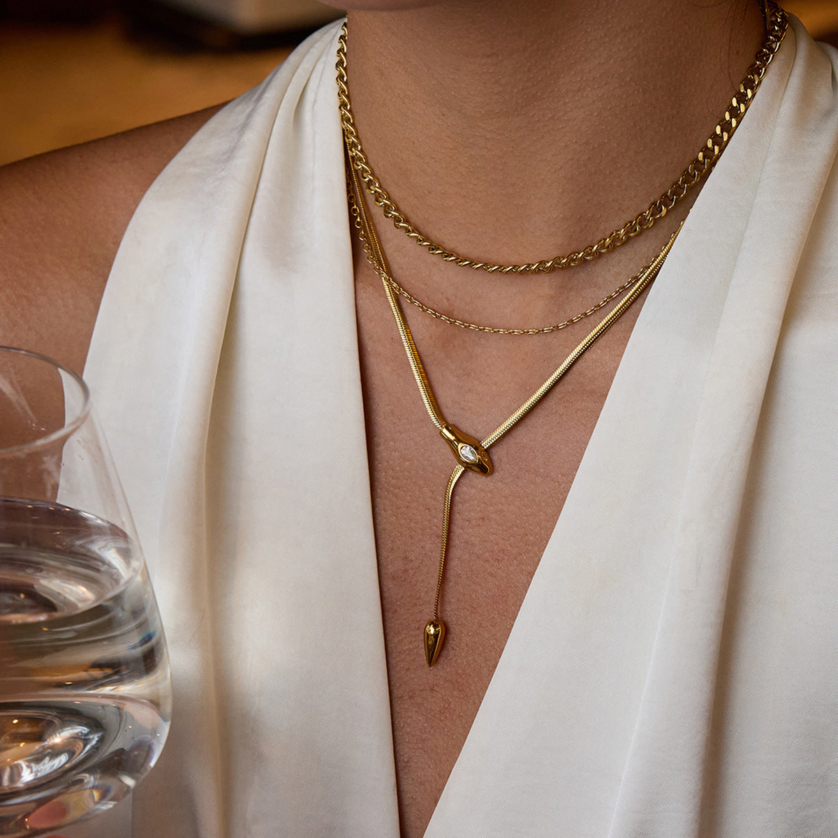 European and American Zircon Titanium Steel Snake Necklace Light Luxury High-End Neck Chain Stainless Steel Clavicle Chain Cross-Border Popular Jewelry