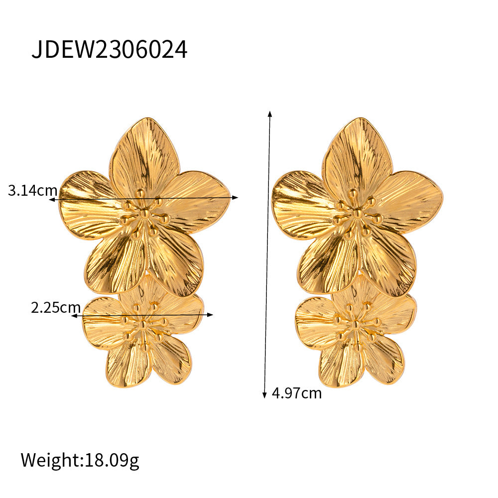 European and American Stainless Steel Flower Necklace Advanced Sense Zircon Earrings Pearl Ring Open Bracelet Titanium Steel Jewelry